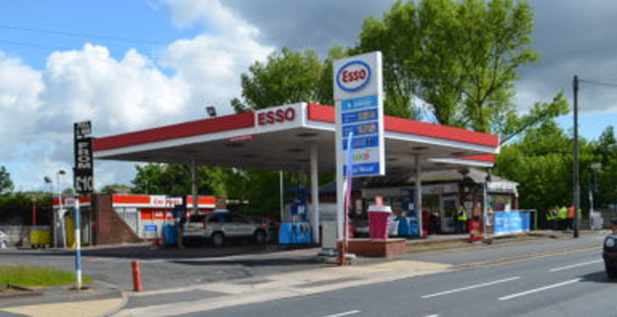 BP/M&S Service Station, 590-596 Didsbury Road, Heaton Mersey, SK4 3AT